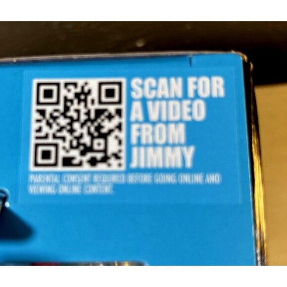 Rare Chase Mr Beast Lab Classic Panther Blue Vinyl Figure Game TikTok USA SEALED - Picture 3 of 3